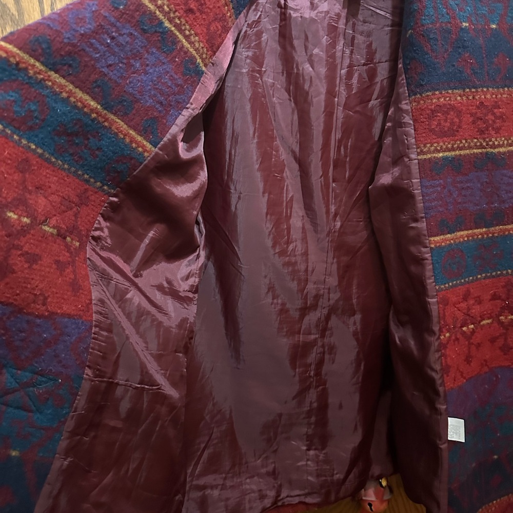 Eddie Bauer Deep Red and Blue Tribal Patterned Pea Coat Wool Blend
Wm Sz Large - Picture 9 of 12